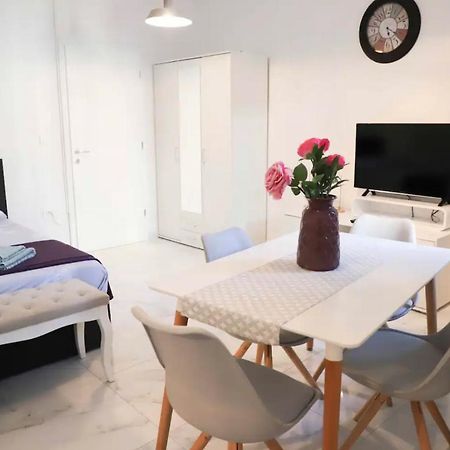 Verano Apartment / Next To Kolovare Beach 扎达尔 外观 照片