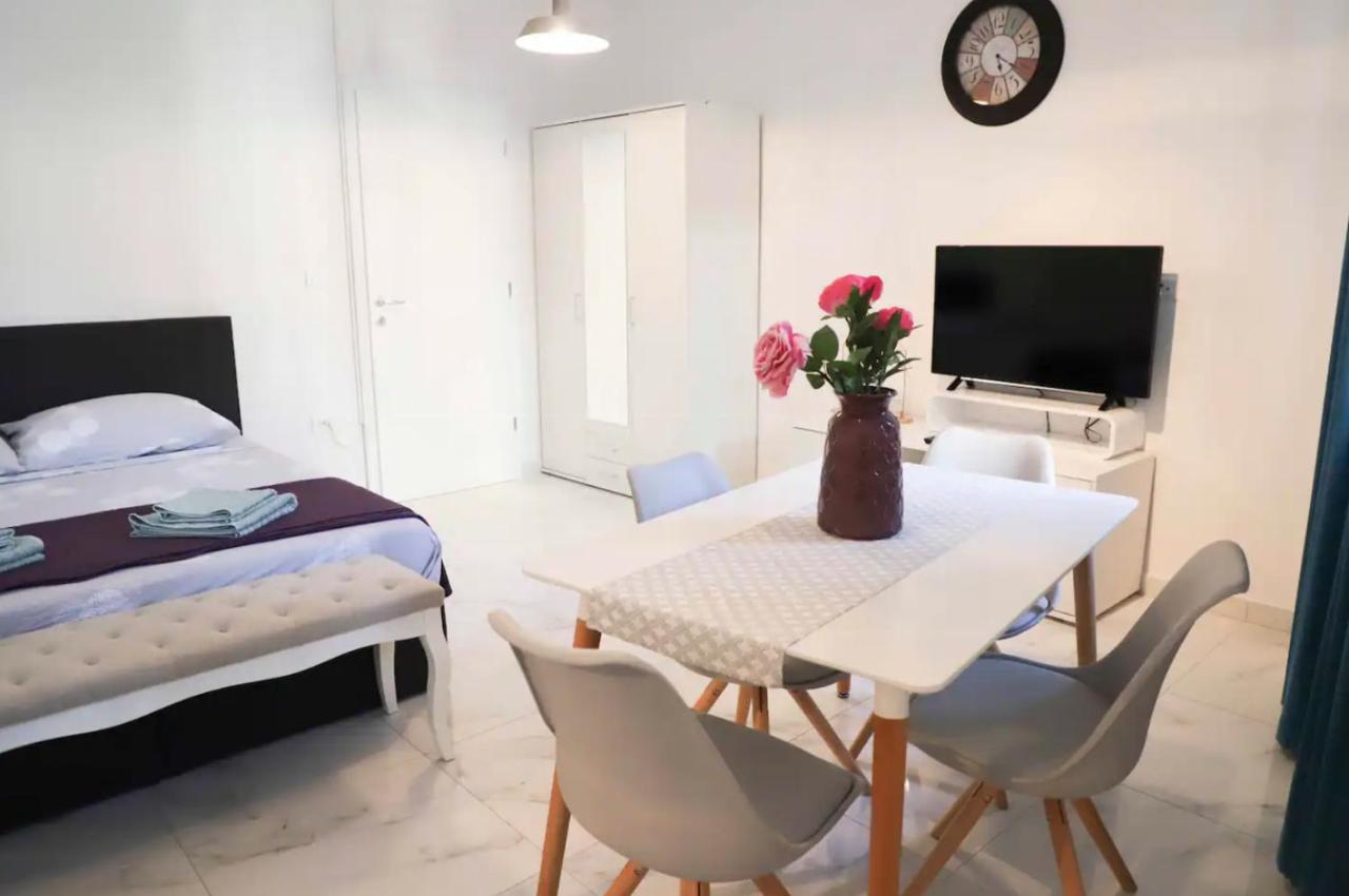 Verano Apartment / Next To Kolovare Beach 扎达尔 外观 照片